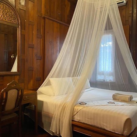 Ayutthaya Retreat Hotel Exterior photo
