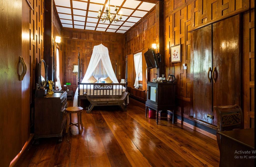 Ayutthaya Retreat Hotel Exterior photo